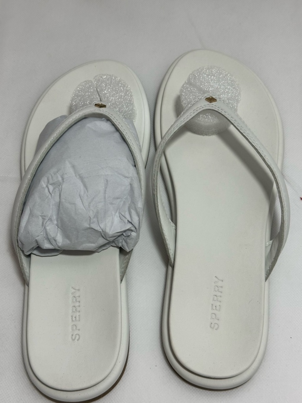 Sperry White Flip Flops with Cushioning Bottoms size 8